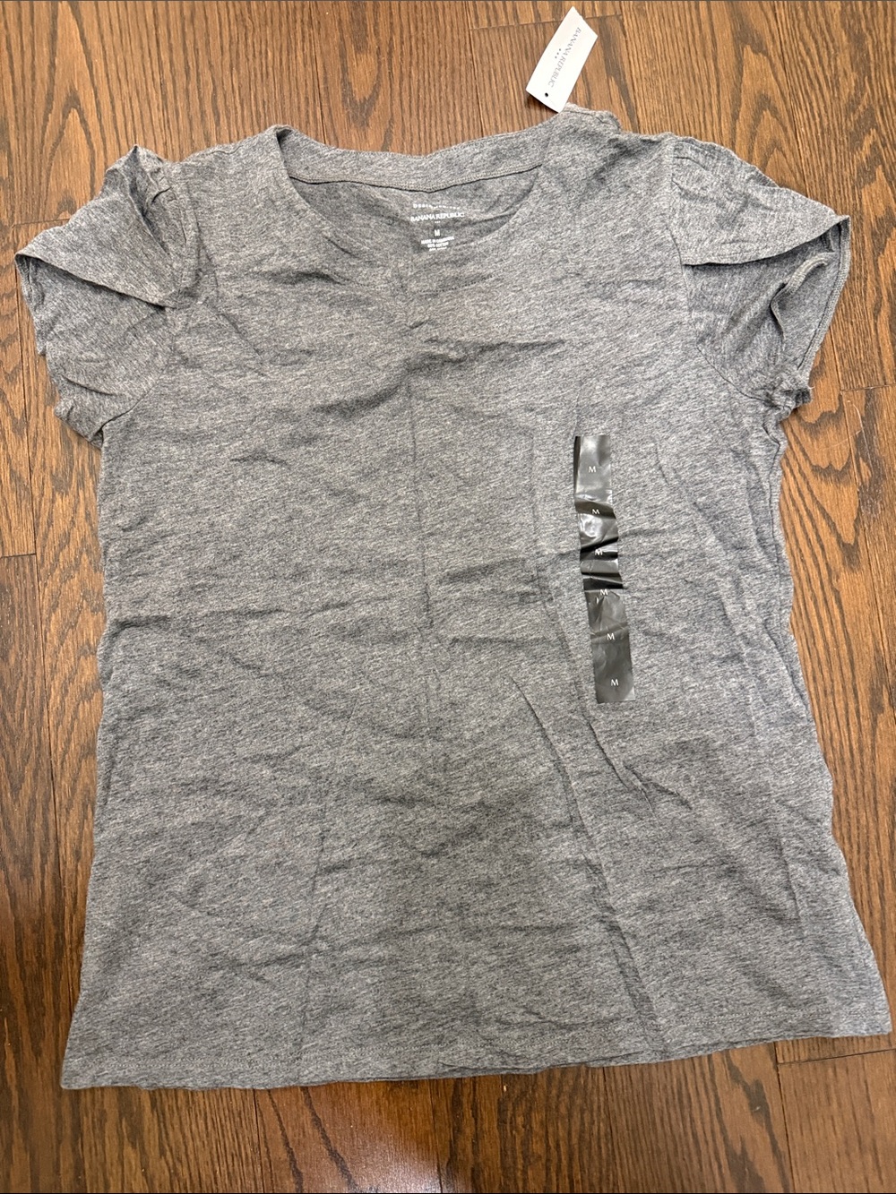 BANANA Basic Gray Crew Neck Tee